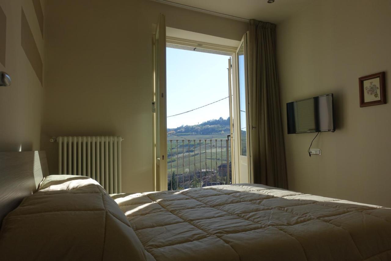 Casa Marchiando Διαμέρισμα Castagnito Εξωτερικό φωτογραφία